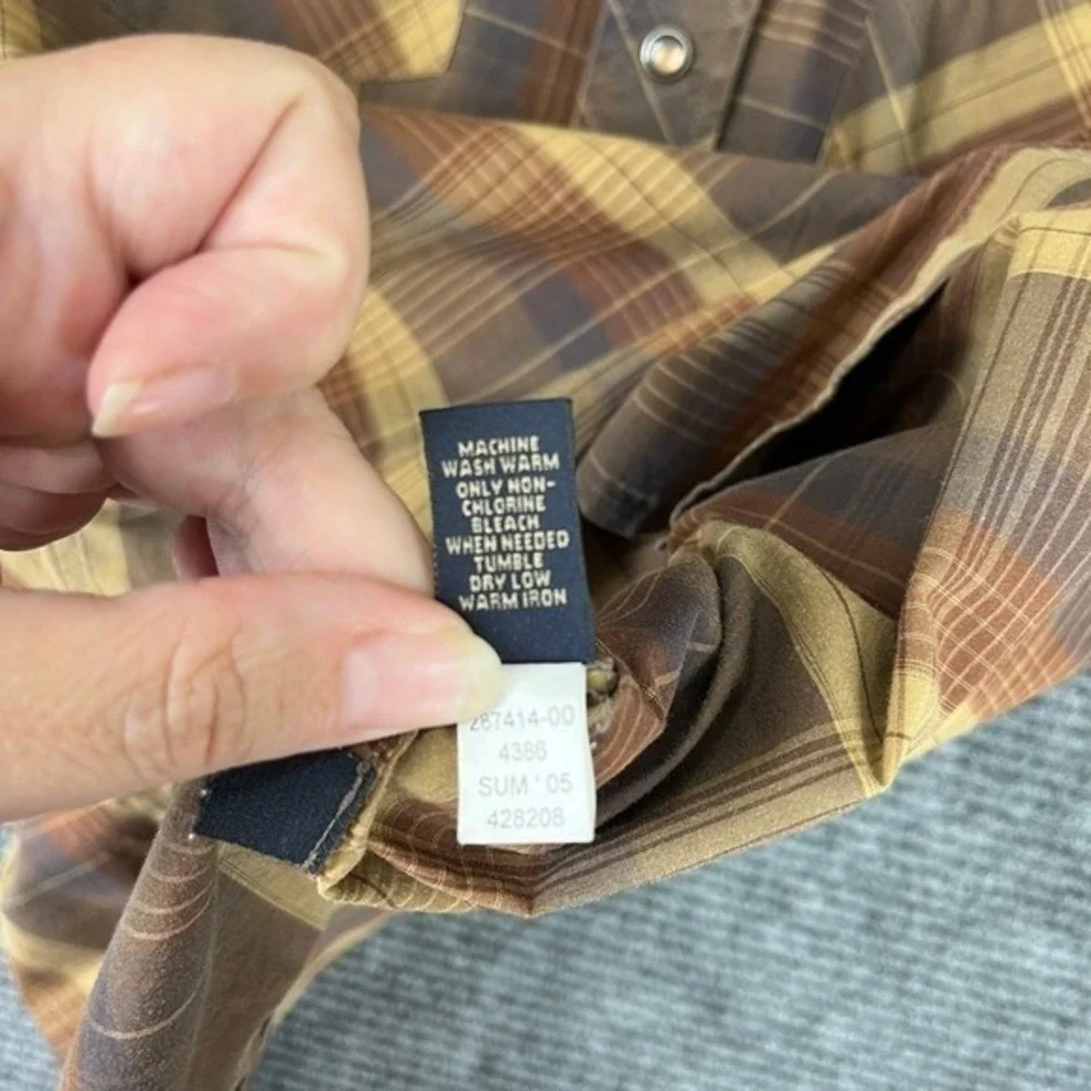 Banana Republic Western Shirt Mens M Brown Plaid Pearl Snap Short Sleeve Classic